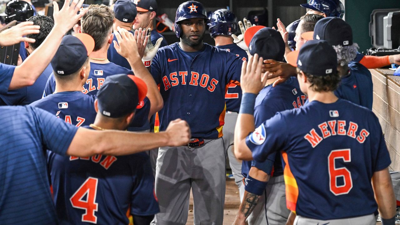 Rangers, Astros go separate ways as playoff run approaches