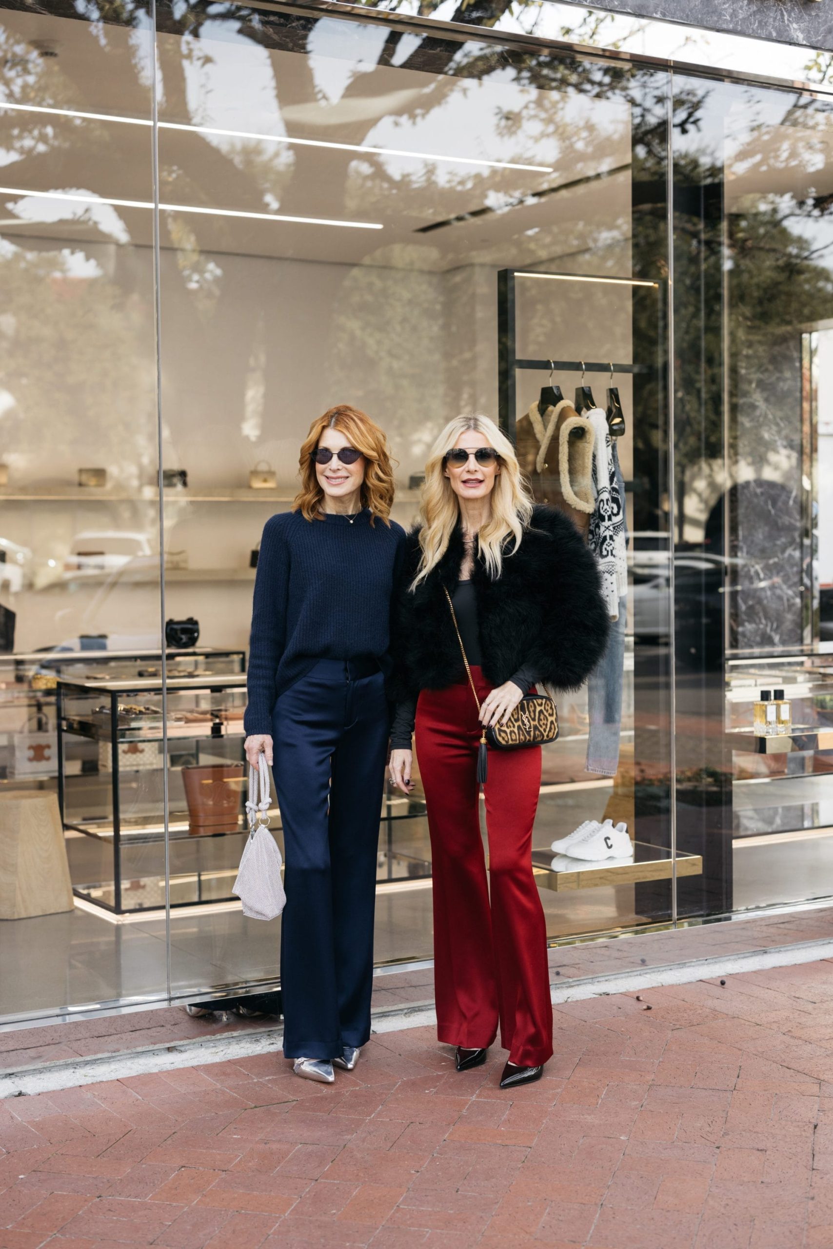 TWO FESTIVE HOLIDAY LOOKS – The Middle Page