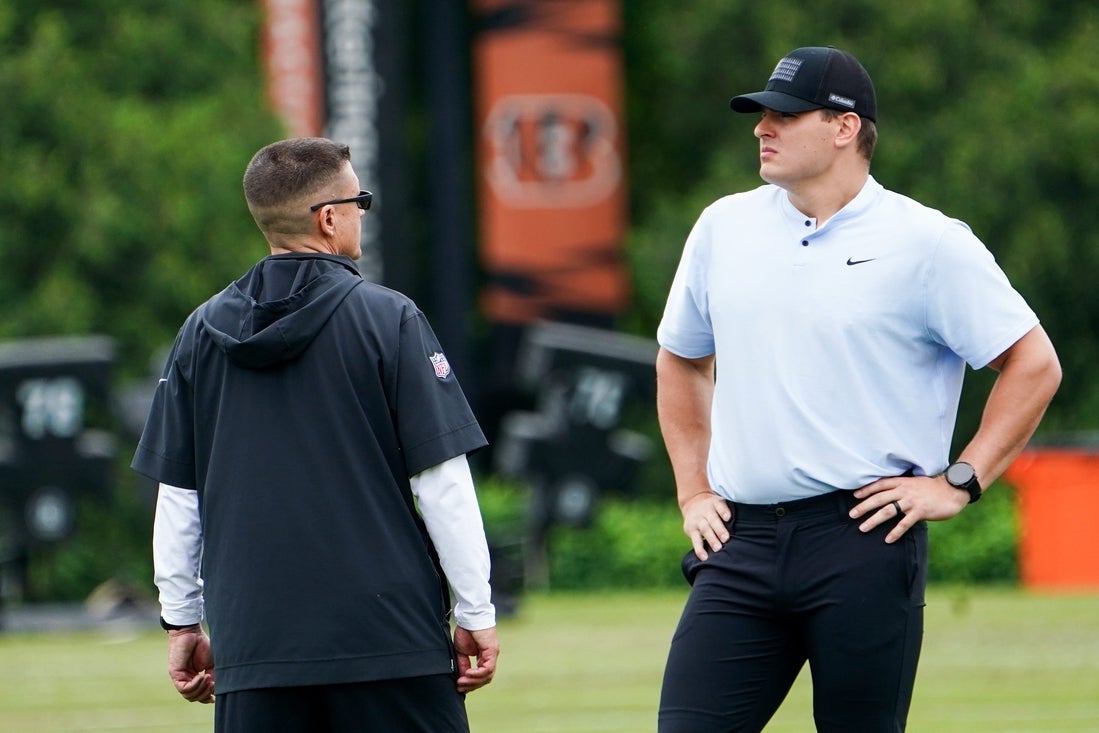 Report: Bengals contact Trey Hendrickson, gain no traction toward deal