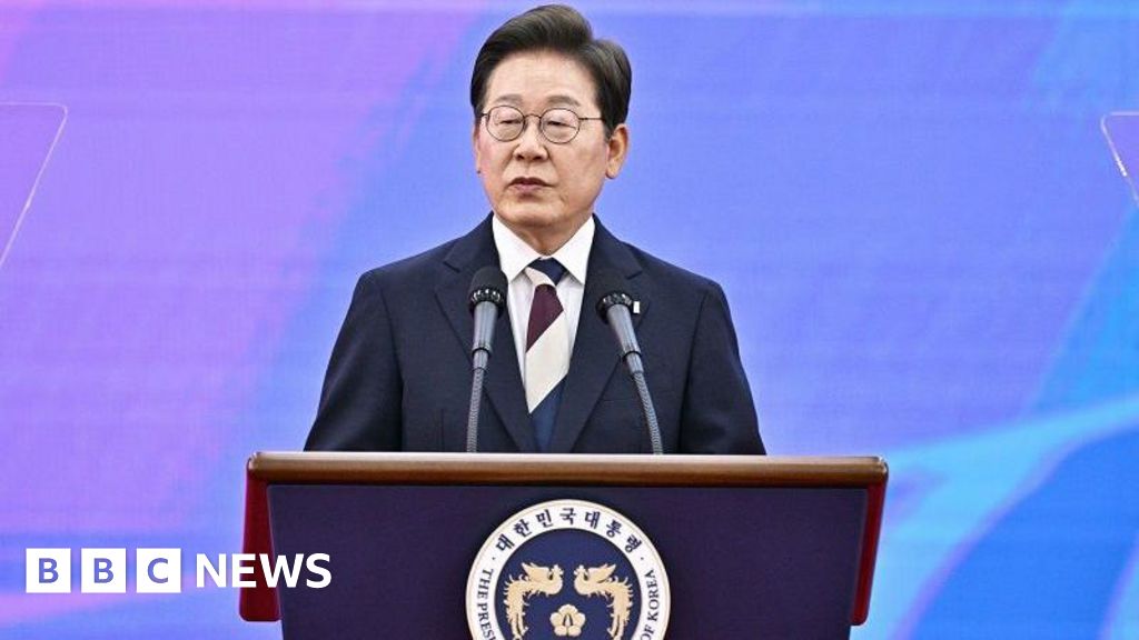 New leader Lee Jae-myung pledges to ‘unite’ a divided country