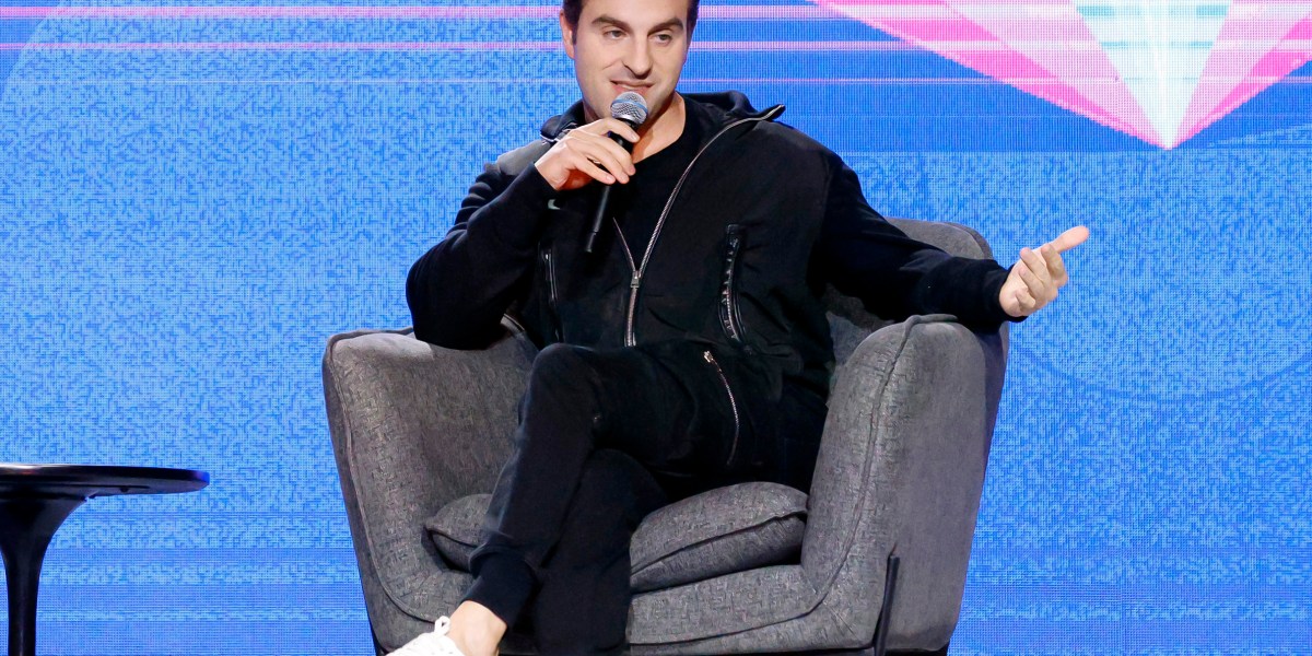 Airbnb’s CEO studied Steve Jobs’s playbook to slash bureaucracy and build his $84 billion empire