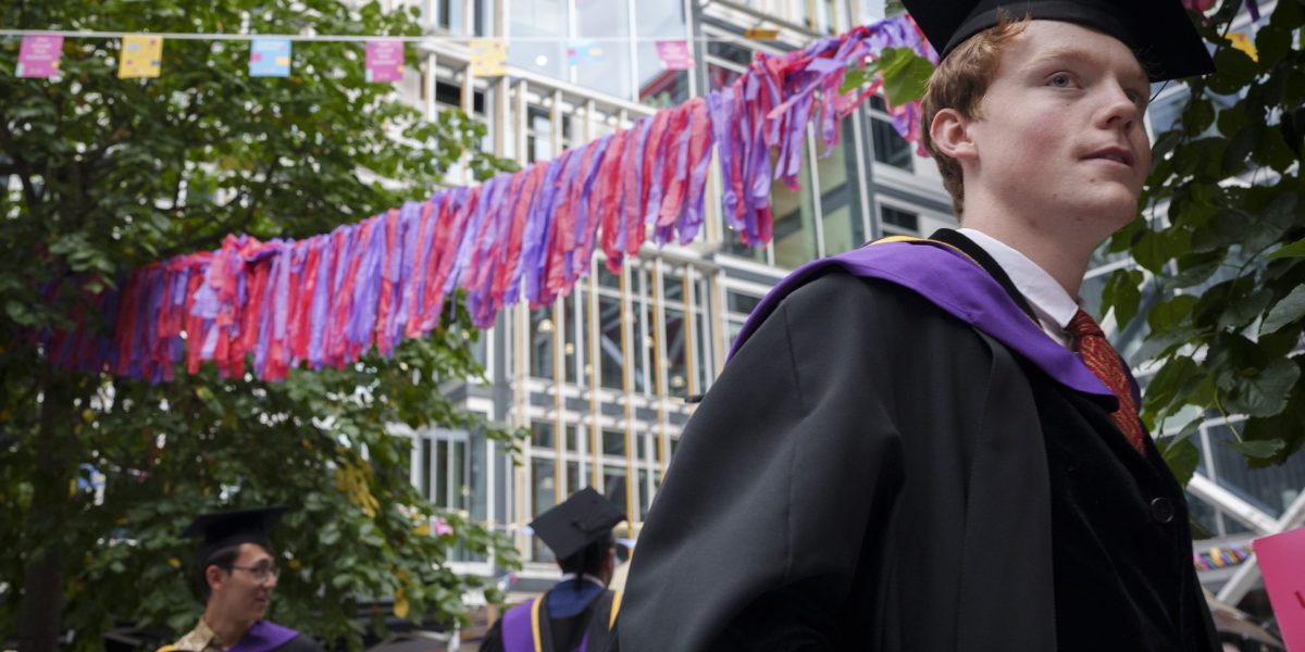 Top economist Brad DeLong to recent college grads: Don’t blame AI for job struggles—blame the sputtering economy