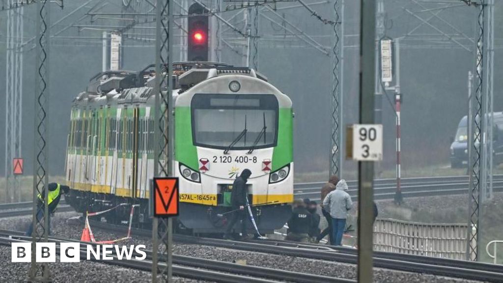 Two Ukrainians working for Russia behind rail sabotage, Polish PM says