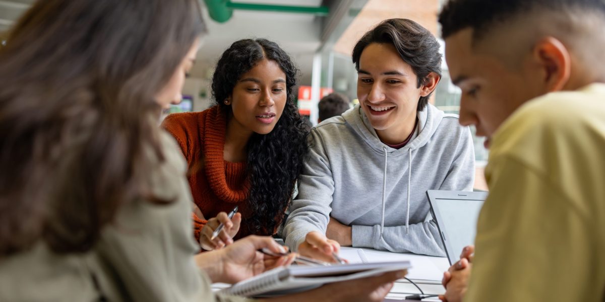 With entry-level hiring shrinking, Gen Z turns to double majoring for protection from AI