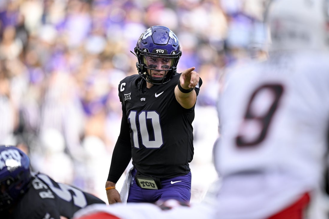 Josh Hoover leads TCU’s offensive outburst in weather-delayed rout of Cincinnati