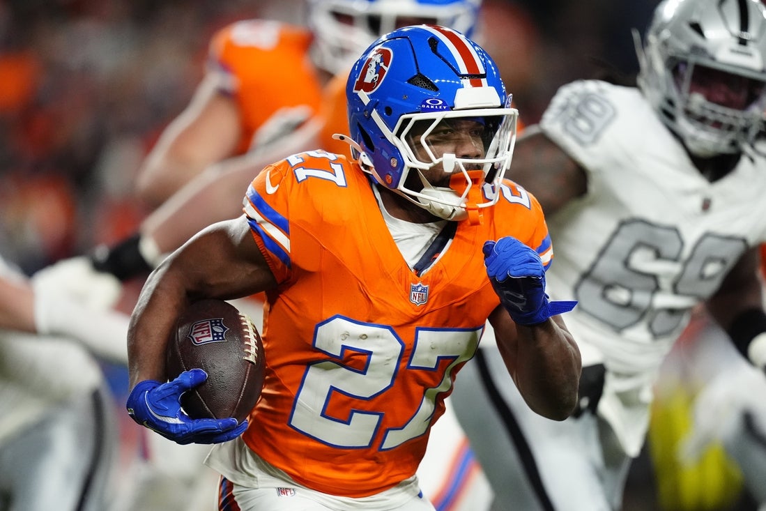 Broncos bring back RB J.K. Dobbins on 2-year deal