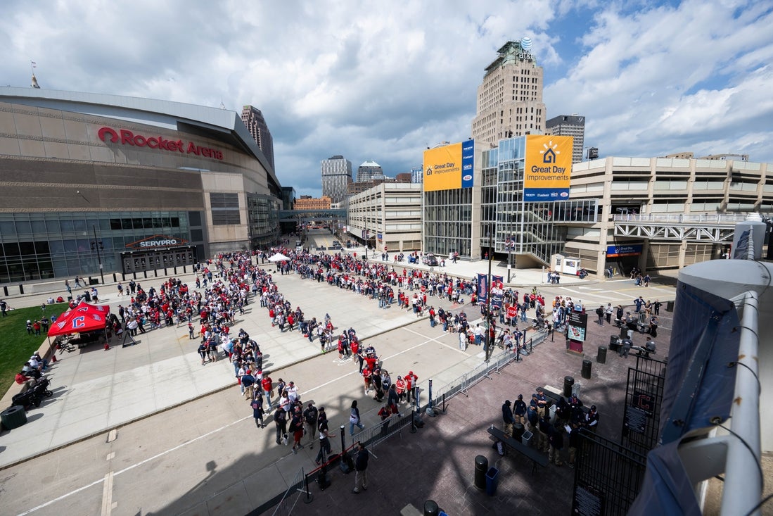 Guardians’ start time on Tuesday moved up due to cold