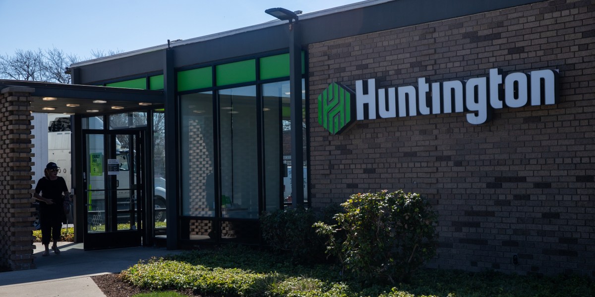 Huntington is powering digital growth—by opening a branch almost every 2 weeks, says CFO